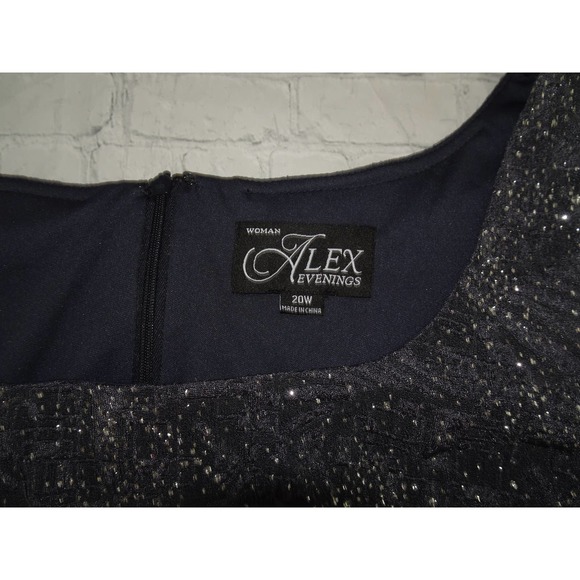 Alex Evenings Women's Empire Waist Dress Smoke/Glitter Dress, 20W No Tags - Picture 8 of 8
